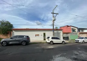 Foto 1 de Casa com 5 Quartos à venda, 156m² em Parque Dez de Novembro, Manaus