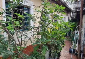 Foto 1 de Casa com 2 Quartos à venda, 120m² em Bosque da Saúde, São Paulo