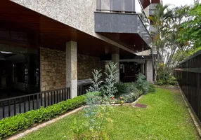 Foto 1 de Apartamento com 3 Quartos à venda, 128m² em Passagem, Cabo Frio