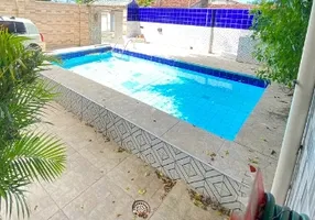 Foto 1 de Casa com 4 Quartos à venda, 150m² em Jardim do Jockey, Lauro de Freitas