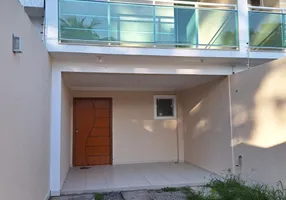 Foto 1 de Casa com 3 Quartos à venda, 180m² em Glória, Macaé