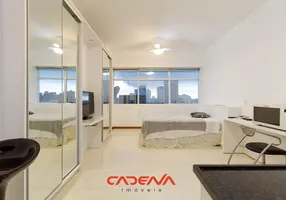 Foto 1 de Apartamento com 1 Quarto à venda, 29m² em Centro, Curitiba