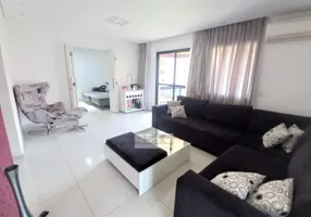 Foto 1 de Apartamento com 3 Quartos à venda, 138m² em Vila Inah, São Paulo
