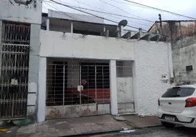 Foto 1 de Sobrado com 4 Quartos para alugar, 200m² em Centro, São Luís