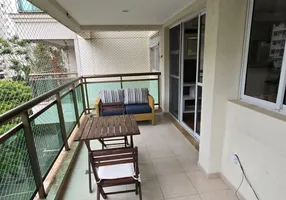 Foto 1 de Apartamento com 2 Quartos para alugar, 94m² em Jacarepaguá, Rio de Janeiro