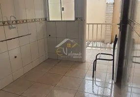 Foto 1 de Casa com 2 Quartos à venda, 48m² em Vila Sao Cristovao, Piraquara