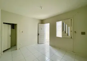 Foto 1 de Casa com 4 Quartos à venda, 140m² em Santo Antônio, Aracaju