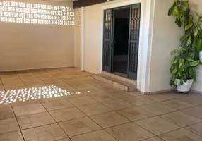 Foto 1 de Casa com 3 Quartos à venda, 250m² em Jardim Garcia, Campinas