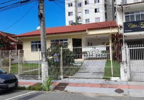 Foto 1 de Casa com 2 Quartos à venda, 106m² em Praia Comprida, São José
