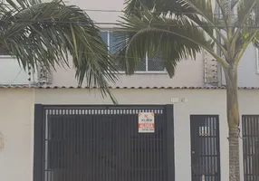 Foto 1 de Sobrado com 3 Quartos para alugar, 115m² em Vila Pires, Santo André