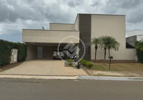 Foto 1 de Casa com 4 Quartos à venda, 274m² em Residencial Goiânia Golfe Clube, Goiânia