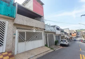 Foto 1 de Sobrado com 2 Quartos para alugar, 80m² em Montanhão, São Bernardo do Campo