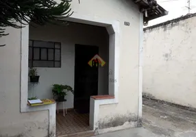 Foto 1 de Casa com 2 Quartos à venda, 90m² em Chácara do Visconde, Taubaté