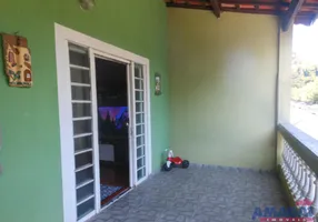 Foto 1 de Casa com 3 Quartos à venda, 200m² em Jardim Colonia, Jacareí