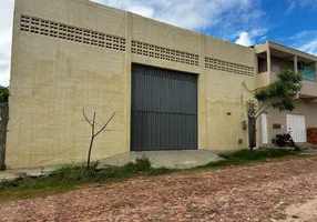 Foto 1 de Galpão/Depósito/Armazém com 3 Quartos para alugar, 450m² em Limoeiro, Juazeiro do Norte