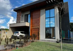 Foto 1 de Casa de Condomínio com 4 Quartos à venda, 362m² em Rio Madeira, Porto Velho