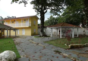 Foto 1 de Casa com 7 Quartos à venda, 220m² em Praia do Lazaro, Ubatuba