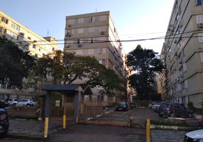 Foto 1 de Apartamento com 2 Quartos à venda, 60m² em Jardim Botânico, Porto Alegre