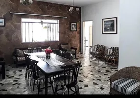 Foto 1 de Casa com 4 Quartos à venda, 340m² em Centro, Juiz de Fora