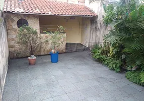 Foto 1 de Sobrado com 5 Quartos à venda, 192m² em Vila Dionísia, São Paulo