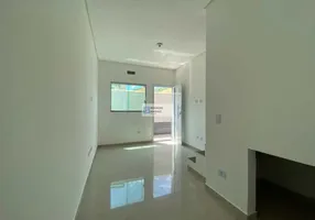 Foto 1 de Casa de Condomínio com 2 Quartos à venda, 56m² em Vila Caicara, Praia Grande