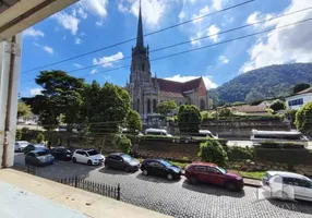 Foto 1 de Apartamento com 3 Quartos para venda ou aluguel, 89m² em Centro, Petrópolis