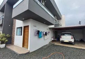 Foto 1 de Casa com 2 Quartos à venda, 88m² em Jardim Iririú, Joinville