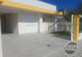 Foto 1 de Casa com 5 Quartos à venda, 225m² em Balneário Betáras, Matinhos