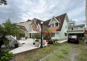 Foto 1 de Casa com 5 Quartos à venda, 350m² em Praia do Pecado, Macaé