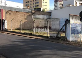 Foto 1 de Lote/Terreno à venda, 217m² em Fundinho, Uberlândia