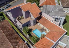 Foto 1 de Casa com 3 Quartos à venda, 352m² em Mossunguê, Curitiba