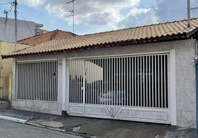 Foto 1 de Casa com 2 Quartos à venda, 107m² em Vila Mesquita, São Paulo