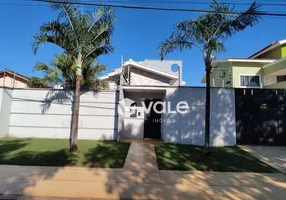 Foto 1 de Casa com 3 Quartos para alugar, 190m² em Plano Diretor Norte, Palmas