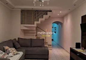 Foto 1 de Sobrado com 3 Quartos à venda, 193m² em Parque Gerassi, Santo André