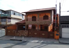 Foto 1 de Casa com 3 Quartos para alugar, 350m² em Mutuá, São Gonçalo