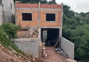 Foto 1 de Casa com 3 Quartos à venda, 83m² em Conjunto Habitacional Monsenhor Francisco Gorski, Campo Largo