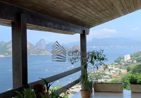 Foto 1 de Casa com 3 Quartos à venda, 270m² em São Francisco, Niterói