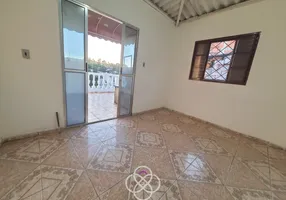 Foto 1 de Casa com 2 Quartos para alugar, 120m² em Ivoturucaia, Jundiaí
