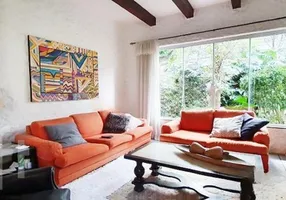 Foto 1 de Casa com 3 Quartos à venda, 180m² em Itaim Bibi, São Paulo