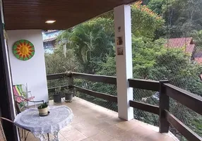 Foto 1 de Fazenda/Sítio com 3 Quartos à venda, 680m² em Serra Grande, Niterói