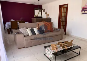 Foto 1 de Sobrado com 2 Quartos à venda, 176m² em Jardim Tannus, Jundiaí