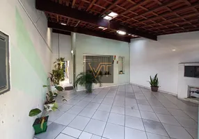 Foto 1 de Sobrado com 3 Quartos à venda, 160m² em Vila São Geraldo, Taubaté