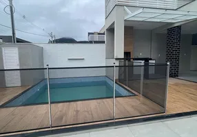 Foto 1 de Casa de Condomínio com 3 Quartos à venda, 370m² em Recreio Dos Bandeirantes, Rio de Janeiro