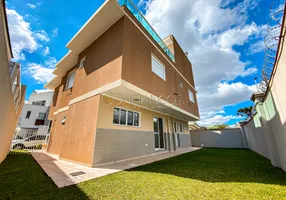 Foto 1 de Casa com 4 Quartos à venda, 354m² em Butiatuvinha, Curitiba