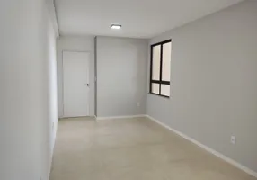 Foto 1 de Apartamento com 3 Quartos à venda, 67m² em Candeias, Vitória da Conquista