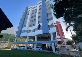 Foto 1 de Apartamento com 2 Quartos à venda, 84m² em Parreão, Fortaleza