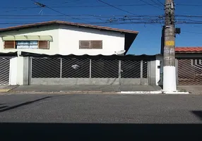 Foto 1 de Sobrado com 3 Quartos à venda, 140m² em Vila Inglesa, São Paulo