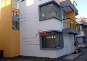 Foto 1 de Casa com 3 Quartos à venda, 130m² em Portinho, Cabo Frio