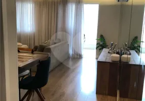 Foto 1 de Apartamento com 2 Quartos para alugar, 83m² em Santana, São Paulo
