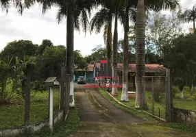 Foto 1 de Fazenda/Sítio com 2 Quartos à venda, 160m² em Zona Rural, Monteiro Lobato